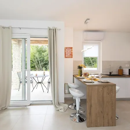 Appartamento Agava By El-pi Tours